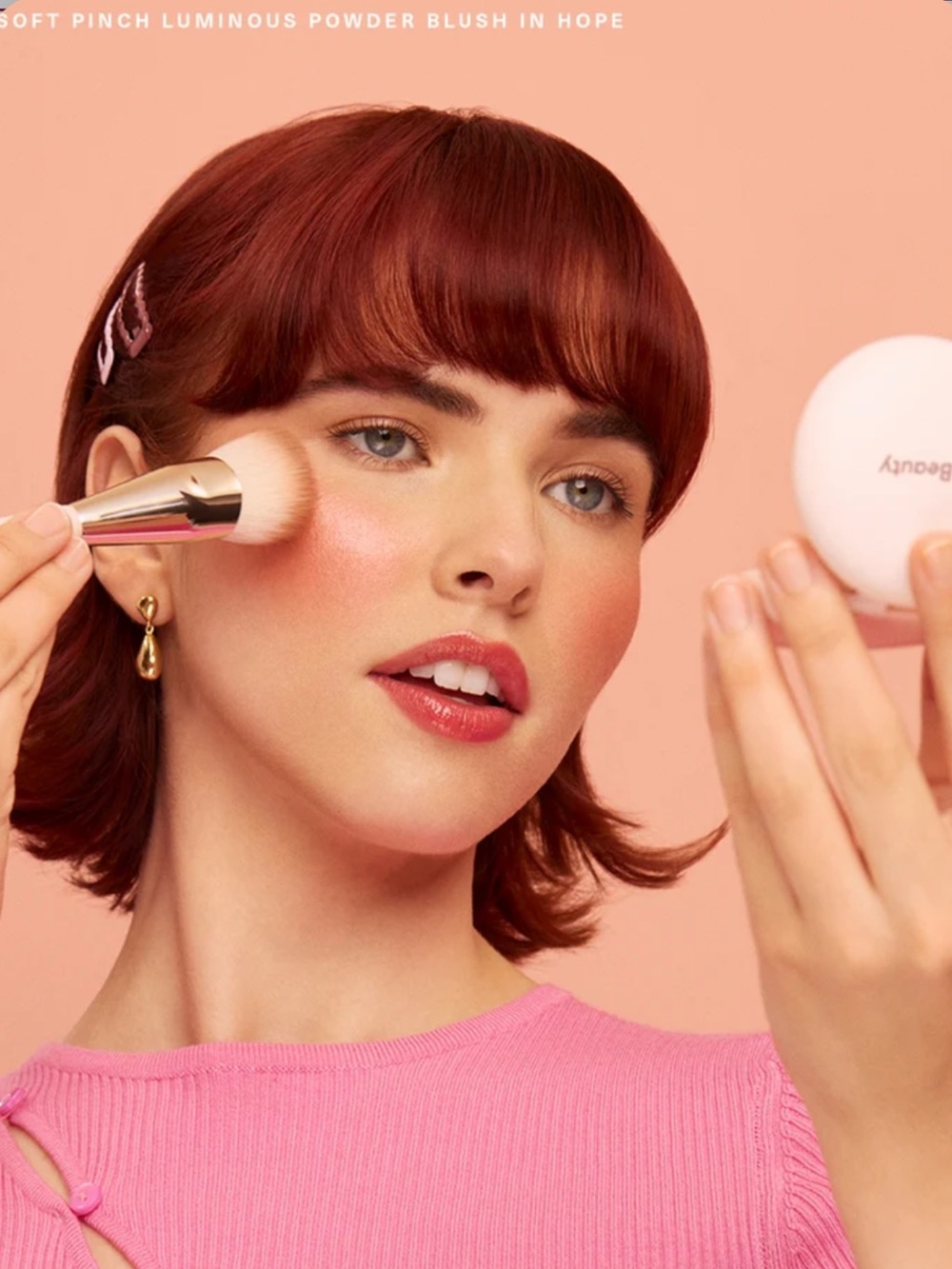 🍑 Soft Pinch Luminous Powder Blush
— Hope (Nude Mauve) - Picture 4 of 6